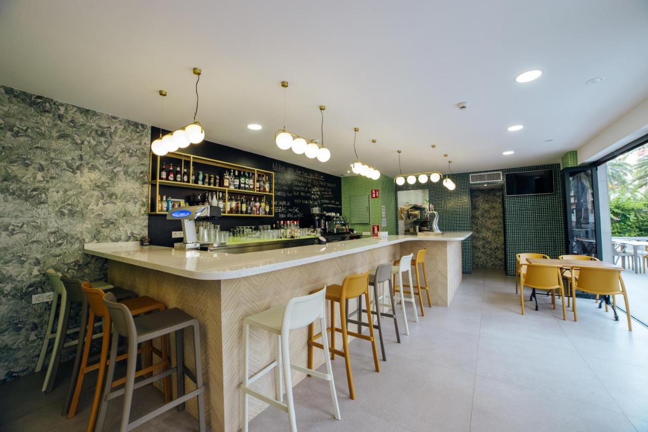 Apartamentos Palm Court เบนิดอร์ม ภายนอก รูปภาพ