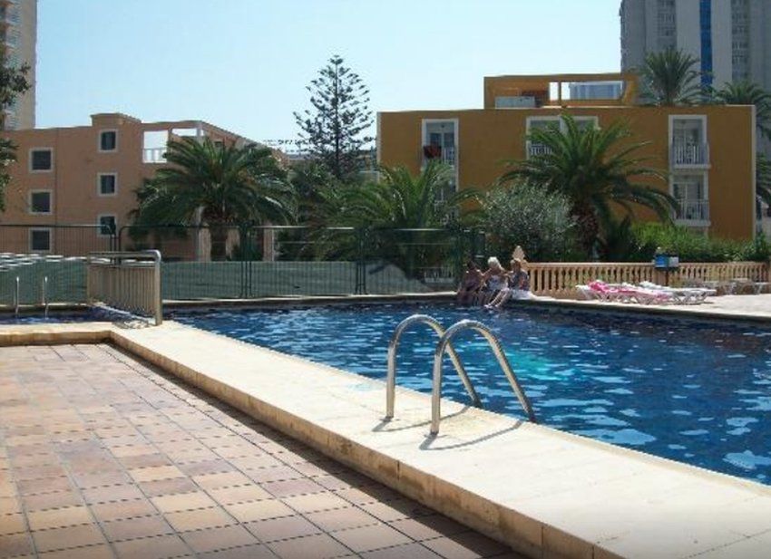 Apartamentos Palm Court เบนิดอร์ม ภายนอก รูปภาพ