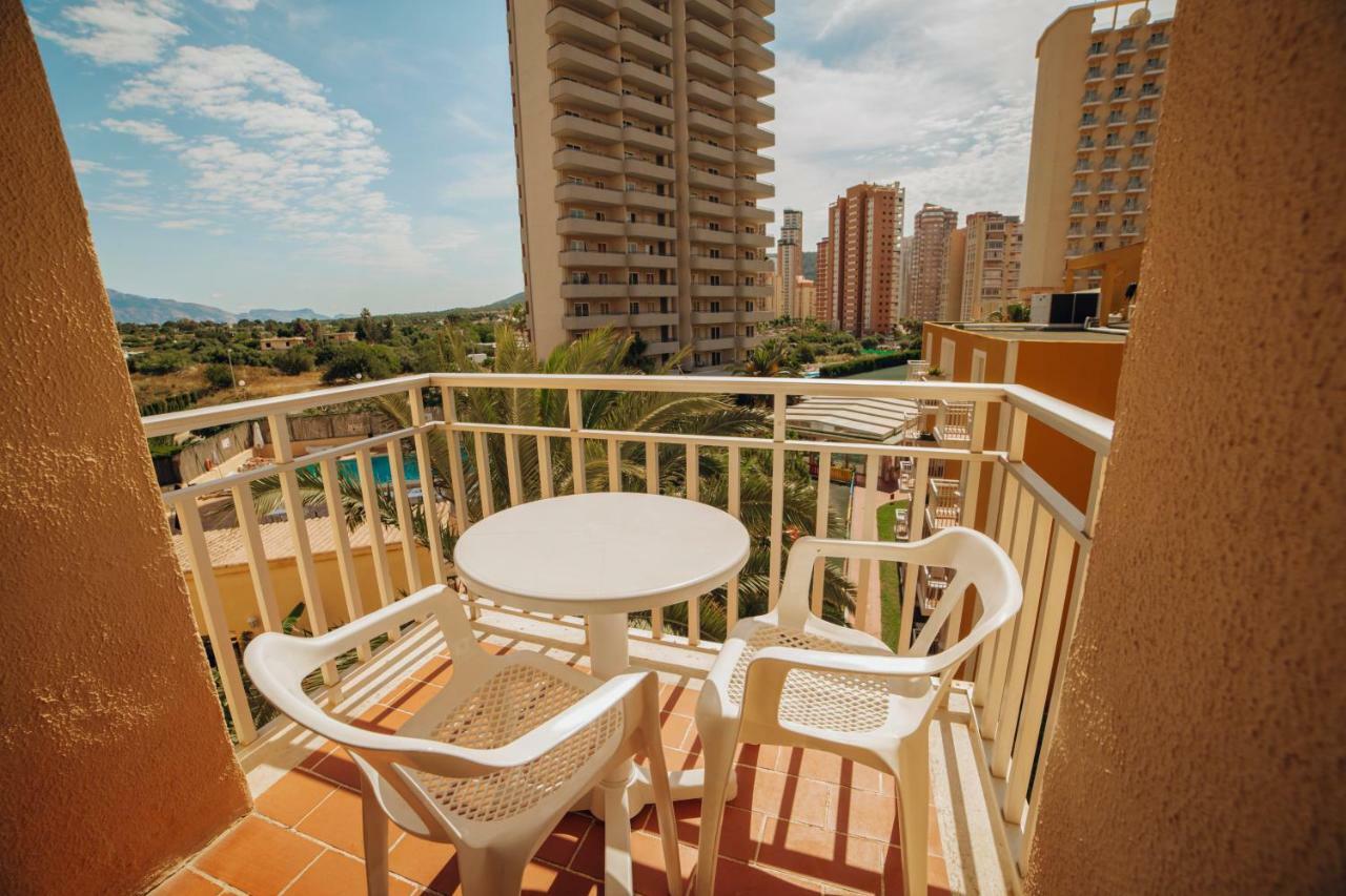 Apartamentos Palm Court เบนิดอร์ม ภายนอก รูปภาพ