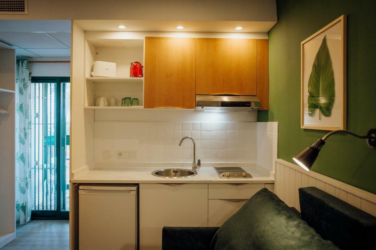Apartamentos Palm Court เบนิดอร์ม ภายนอก รูปภาพ