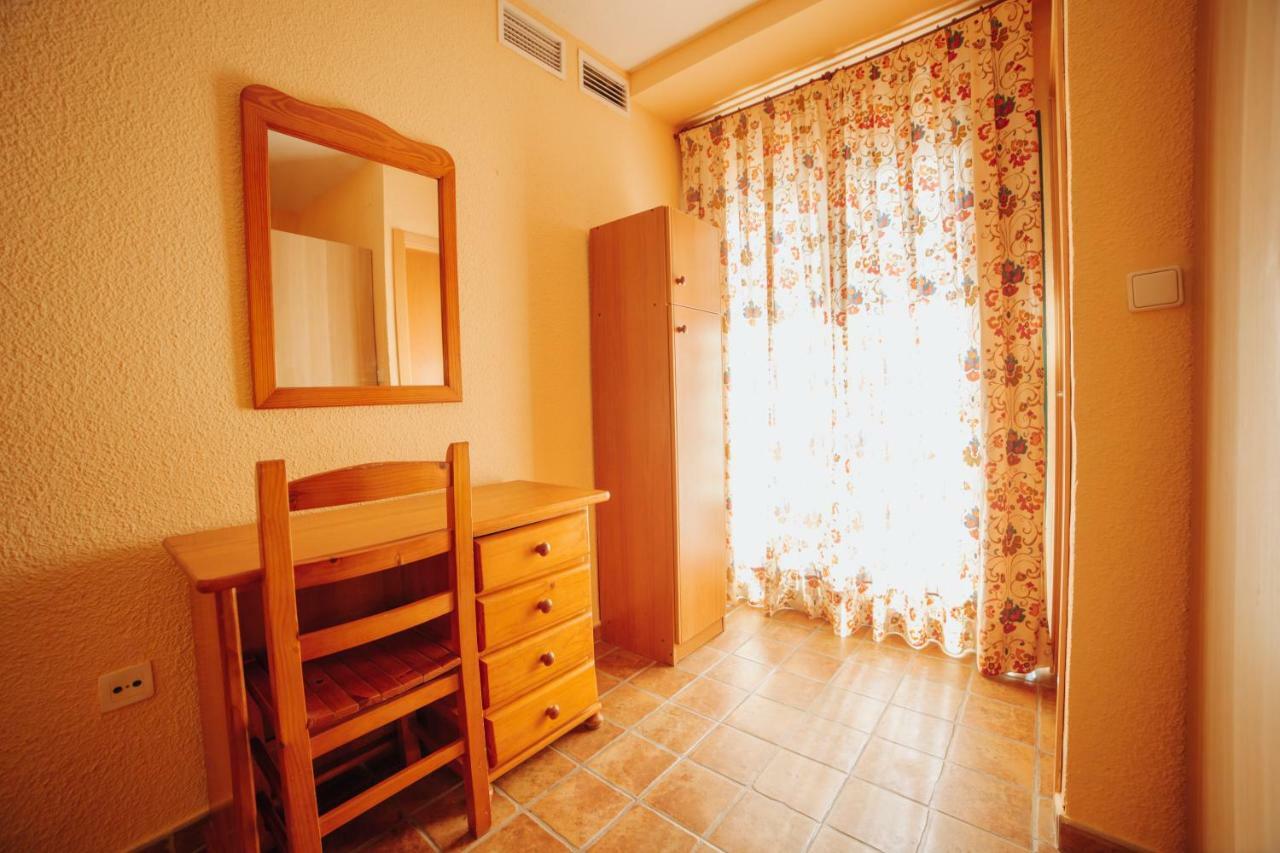 Apartamentos Palm Court เบนิดอร์ม ภายนอก รูปภาพ