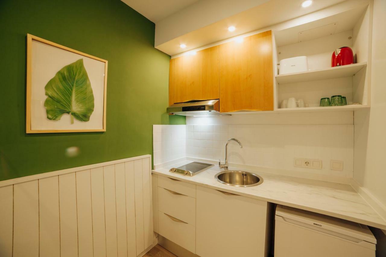 Apartamentos Palm Court เบนิดอร์ม ภายนอก รูปภาพ