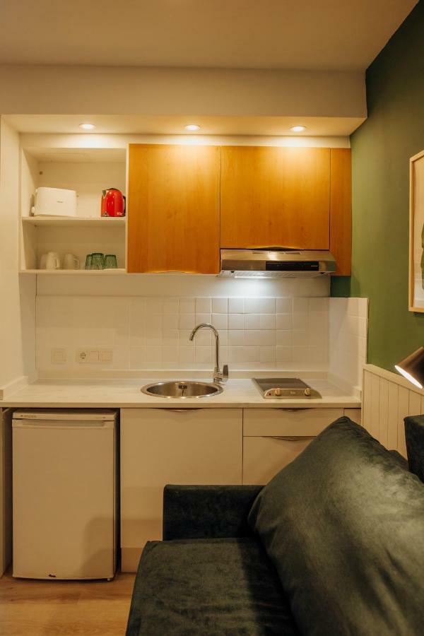 Apartamentos Palm Court เบนิดอร์ม ภายนอก รูปภาพ