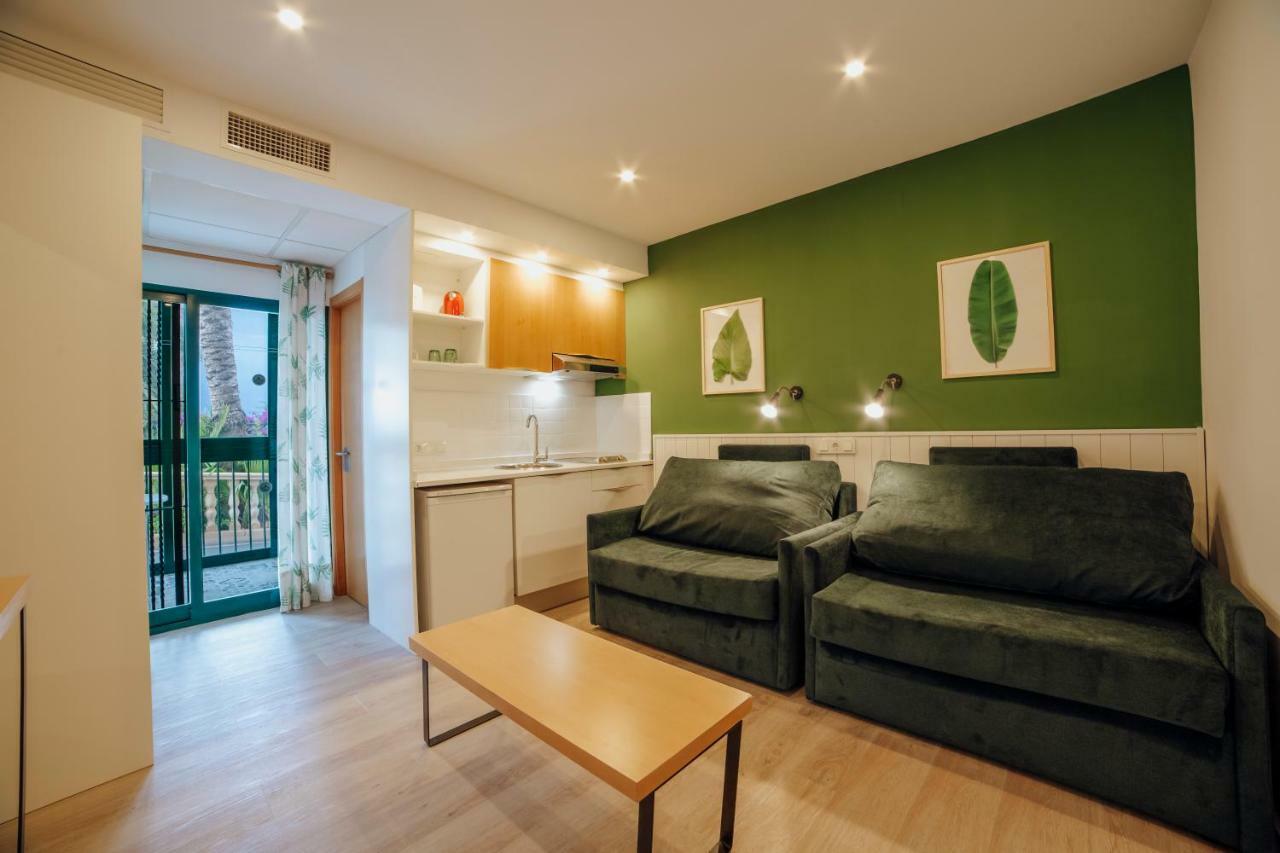 Apartamentos Palm Court เบนิดอร์ม ภายนอก รูปภาพ
